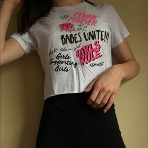 crop top graphic tee